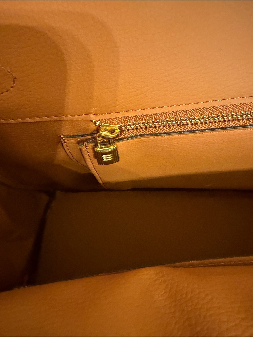 35cm Gold on Gold vegan Satchel with Gold Lock, key and clochette, Strap. - Picture 5 of 9